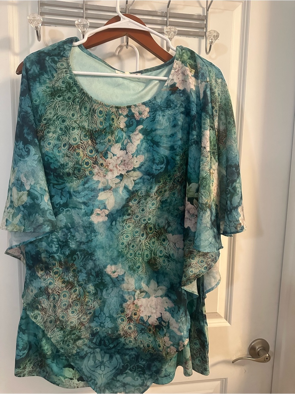 Source Unknown Teal Floral Peacock-Print Chiffon Tunic